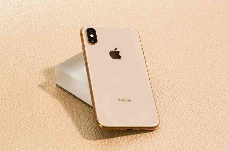 Người Việt phải mất bao nhiêu ngày lương để mua được một chiếc iPhone? - Ảnh 13. Người Việt phải mất bao nhiêu ngày lương để mua được một chiếc iPhone? - Ảnh 13.