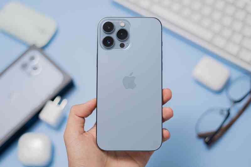 Người Việt phải mất bao nhiêu ngày lương để mua được một chiếc iPhone? - Ảnh 16. Người Việt phải mất bao nhiêu ngày lương để mua được một chiếc iPhone? - Ảnh 16.