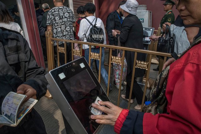 Hóa ra dữ liệu của gần 1 tỷ người Trung Quốc lộ lỗ hổng từ hơn 1 năm nay, hacker còn đòi tiền chuộc trước khi xóa hết thông tin - Ảnh 2. Hóa ra dữ liệu của gần 1 tỷ người Trung Quốc lộ lỗ hổng từ hơn 1 năm nay, hacker còn đòi tiền chuộc trước khi xóa hết thông tin - Ảnh 2.