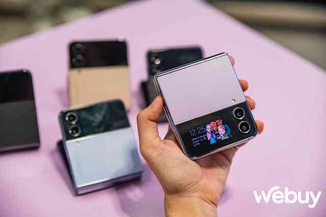 Cận cảnh điện thoại gập Galaxy Z Fold/ Z Flip thế hệ thứ 4 tại Việt Nam: Thiết kế gọn nhẹ, thêm nhiều tính năng đa nhiệm, pin lớn hơn, dùng Snapdragon 8  Gen1 - Ảnh 8.