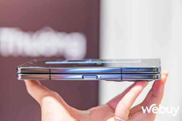 Cận cảnh điện thoại gập Galaxy Z Fold/ Z Flip thế hệ thứ 4 tại Việt Nam: Thiết kế gọn nhẹ, thêm nhiều tính năng đa nhiệm, pin lớn hơn, dùng Snapdragon 8  Gen1 - Ảnh 24.