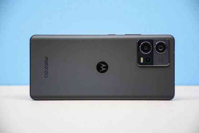 Motorola ra mắt smartphone có camera 200MP đầu tiên trên thế giới - Ảnh 7. Motorola ra mắt smartphone có camera 200MP đầu tiên trên thế giới - Ảnh 7.