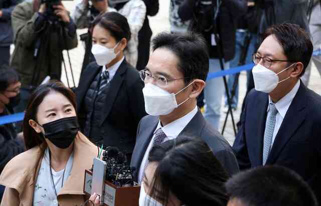 'Thái tử' Samsung Lee Jae Yong được tổng thống Hàn Quốc ân xá - Ảnh 1. 'Thái tử' Samsung Lee Jae Yong được tổng thống Hàn Quốc ân xá - Ảnh 1.