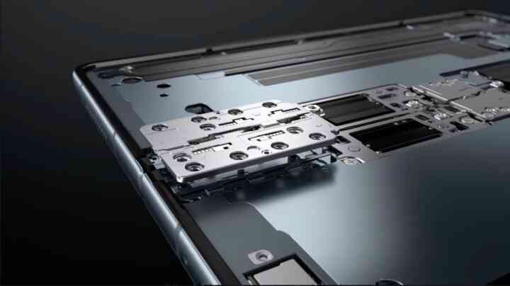 Cơ cấu bản lề dạng khớp xoay mới của Samsung Galaxy Z Fold4 có gì đặc biệt? - Ảnh 3.