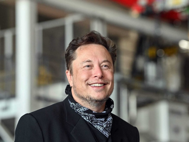 Vừa tuyên bố mua Man Utd, Elon Musk 'quay xe' nói chỉ là trò đùa