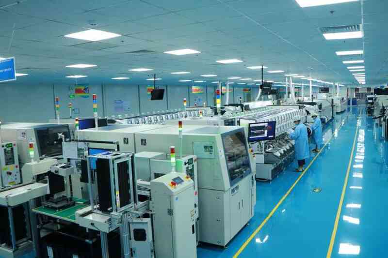 Việt Nam đang nổi lên với vai trò như một trung tâm sản xuất điện thoại toàn cầu - Ảnh 3.