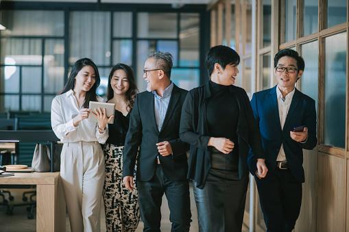 Chuyên gia Google nhấn mạnh 2 yếu tố giúp thăng hạng công việc: Điều số 1 nhiều người ngại làm - Ảnh 2. Chuyên gia Google nhấn mạnh 2 yếu tố giúp thăng hạng công việc: Điều số 1 nhiều người ngại làm - Ảnh 2.
