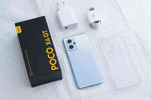 Thương hiệu POCO và chiến lược "bài trừ" hàng xách tay của Xiaomi tại Việt Nam - Ảnh 2. Thương hiệu POCO và chiến lược "bài trừ" hàng xách tay của Xiaomi tại Việt Nam - Ảnh 2.