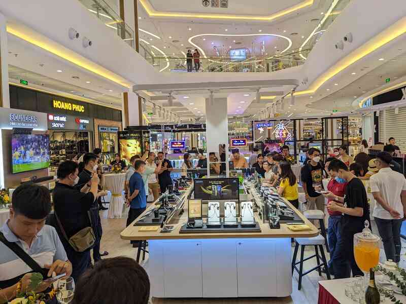 Khai trương Sony Center quy mô lớn tại Hà Nội
