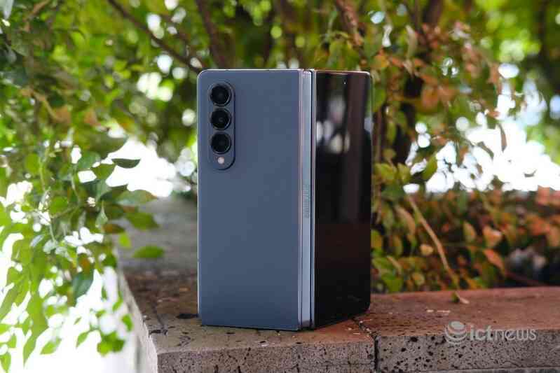 Trải nghiệm Z Fold4: Sức mạnh của smartphone màn hình gập
