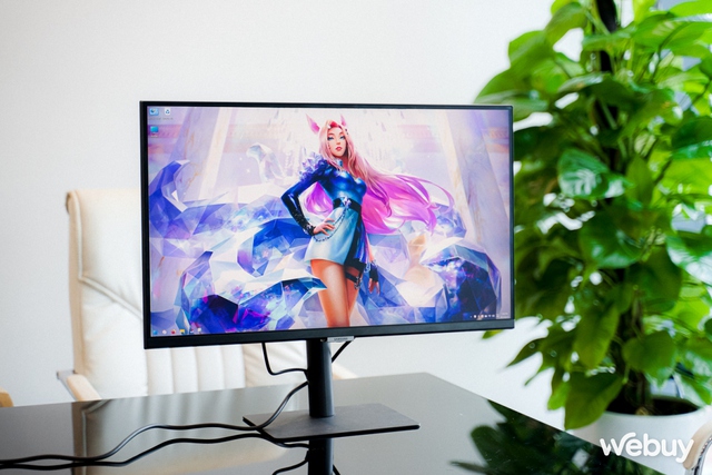 Ấn tượng đầu về Samsung ViewFinity S8 27”: Tấm nền 4K, màu chuẩn PANTONE, thiết kế gọn đẹp, nhiều tính năng
