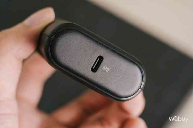 Velasboost Dynamic 1: Pin dự phòng 10,000mAh thương hiệu Việt thiết kế cực gọn, giá chỉ 399,000 đồng - Ảnh 7. Velasboost Dynamic 1: Pin dự phòng 10,000mAh thương hiệu Việt thiết kế cực gọn, giá chỉ 399,000 đồng - Ảnh 7.