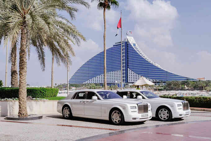 Có gì bên trong khách sạn 7 sao duy nhất trên thế giới xa hoa bậc nhất Dubai? - Ảnh 3. Có gì bên trong khách sạn 7 sao duy nhất trên thế giới xa hoa bậc nhất Dubai? - Ảnh 3.