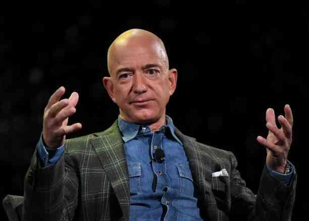 Jeff Bezos tụt hạng trong bảng xếp hạng tỷ phú, vì đâu nên nỗi?