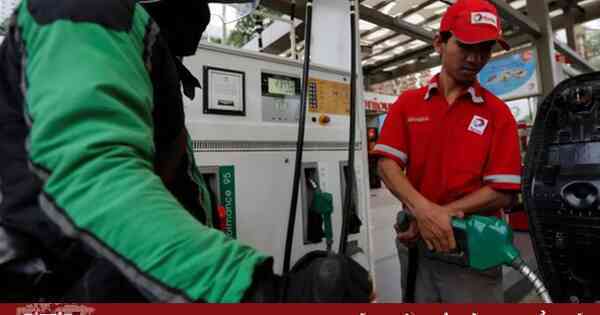 Tài xế xe công nghệ Indonesia “vật lộn” với giá nhiên liệu cao