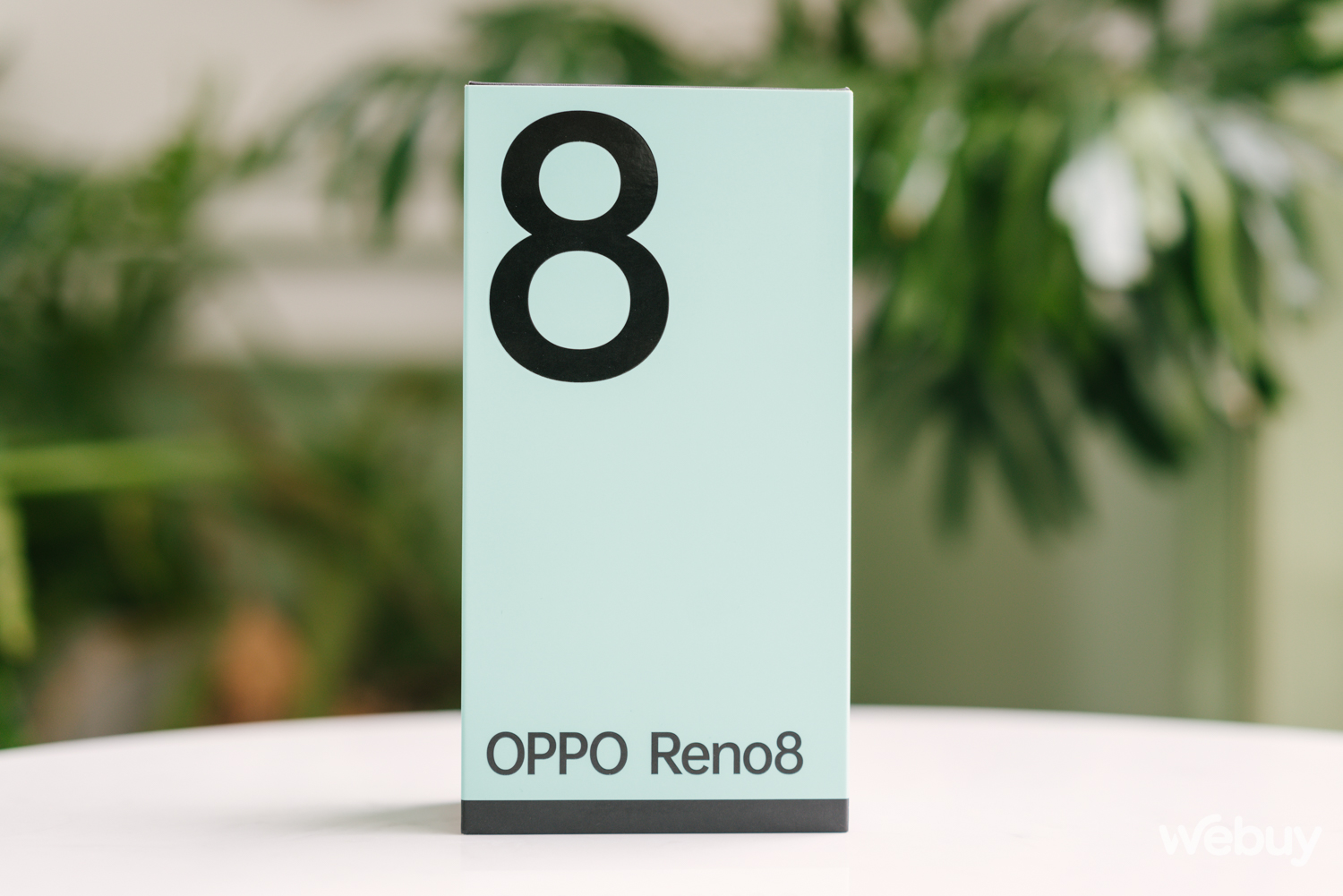 Trên tay OPPO Reno8: Chip Snapdragon 680 4G, chụp macro 30X, thiết kế đèn trang trí camera độc đáo - Ảnh 2. Trên tay OPPO Reno8: Chip Snapdragon 680 4G, chụp macro 30X, thiết kế đèn trang trí camera độc đáo - Ảnh 2.
