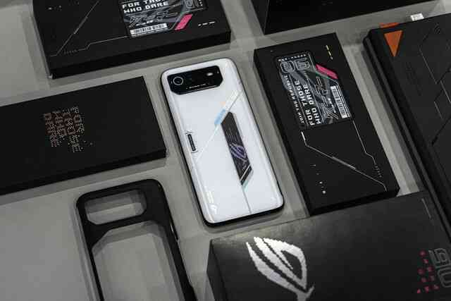 ROG Phone 6 lên kệ tại Việt Nam, giá 21.9 triệu đồng