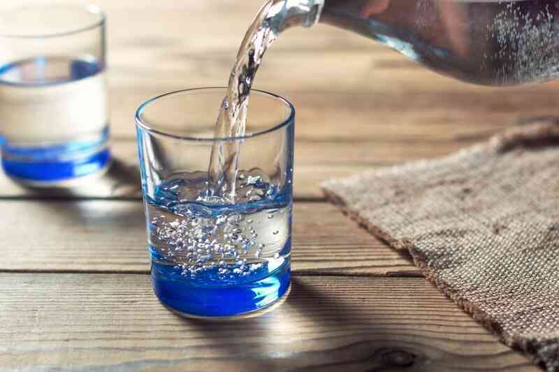 Nước đun sôi để nguội có đủ sạch để uống? Thí nghiệm của người dùng cho kết quả bất ngờ - Ảnh 3.