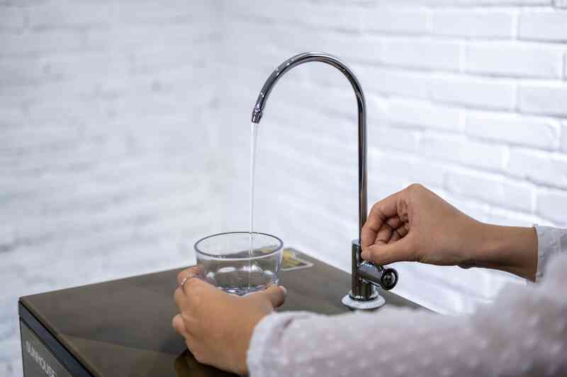Nước đun sôi để nguội có đủ sạch để uống? Thí nghiệm của người dùng cho kết quả bất ngờ - Ảnh 4. Nước đun sôi để nguội có đủ sạch để uống? Thí nghiệm của người dùng cho kết quả bất ngờ - Ảnh 4.