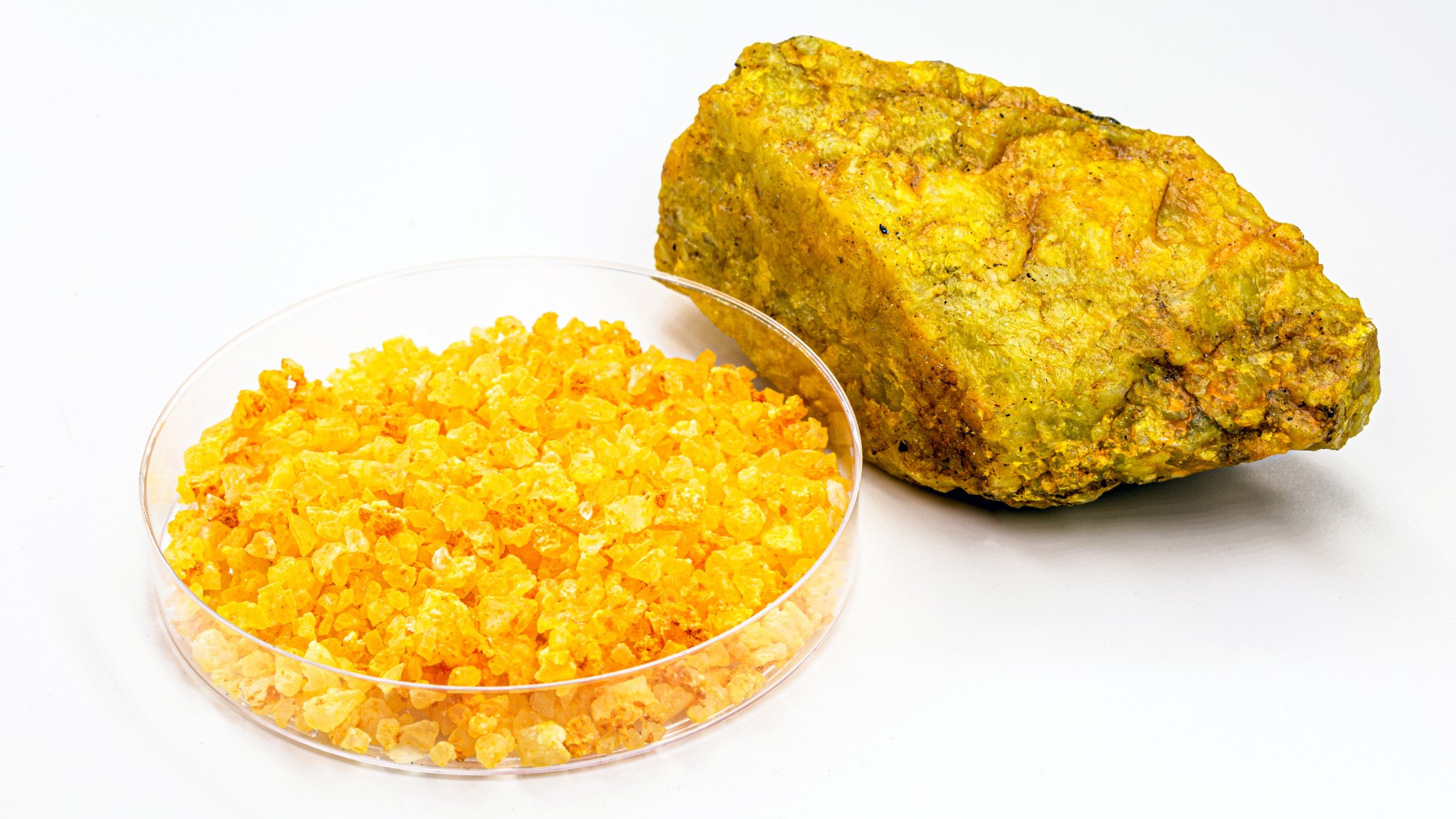 Nghịch lý hạt nhân: Uranium được làm giàu ở cấp độ hạt nhân có thể được chạm trực tiếp bằng tay và không có nguy hiểm gì cả - Ảnh 6. Nghịch lý hạt nhân: Uranium được làm giàu ở cấp độ hạt nhân có thể được chạm trực tiếp bằng tay và không có nguy hiểm gì cả - Ảnh 6.