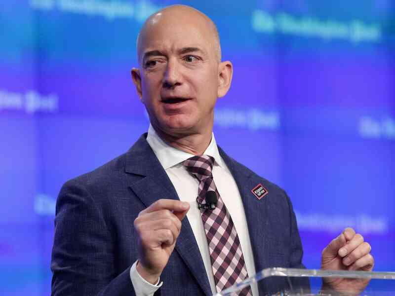 Những tỷ phú giàu nhất nước Mỹ 2022: Ông chủ Facebook rời Top 10 - Ảnh 3. Những tỷ phú giàu nhất nước Mỹ 2022: Ông chủ Facebook rời Top 10 - Ảnh 3.