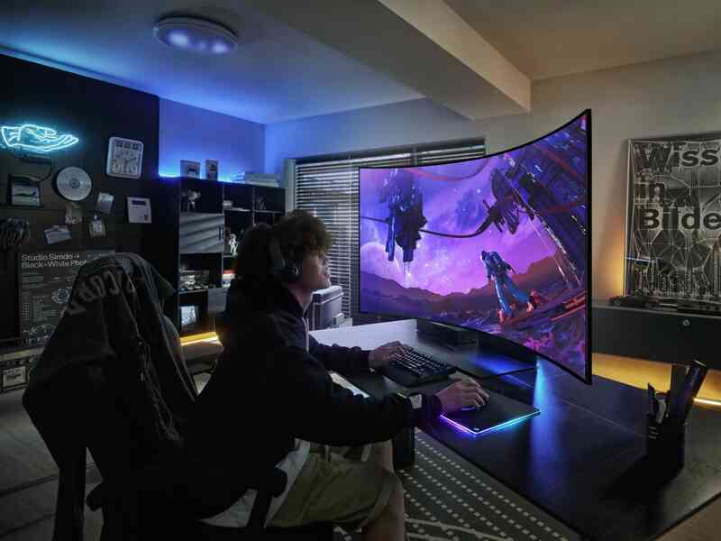 Samsung ra mắt màn hình gaming 55 inch, 4K 165Hz, giá 76 triệu đồng - Ảnh 2. Samsung ra mắt màn hình gaming 55 inch, 4K 165Hz, giá 76 triệu đồng - Ảnh 2.