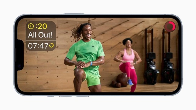 iPhone 14 có thể phát hiện người dùng gặp tai nạn ô tô và tự gọi điện thoại khẩn cấp