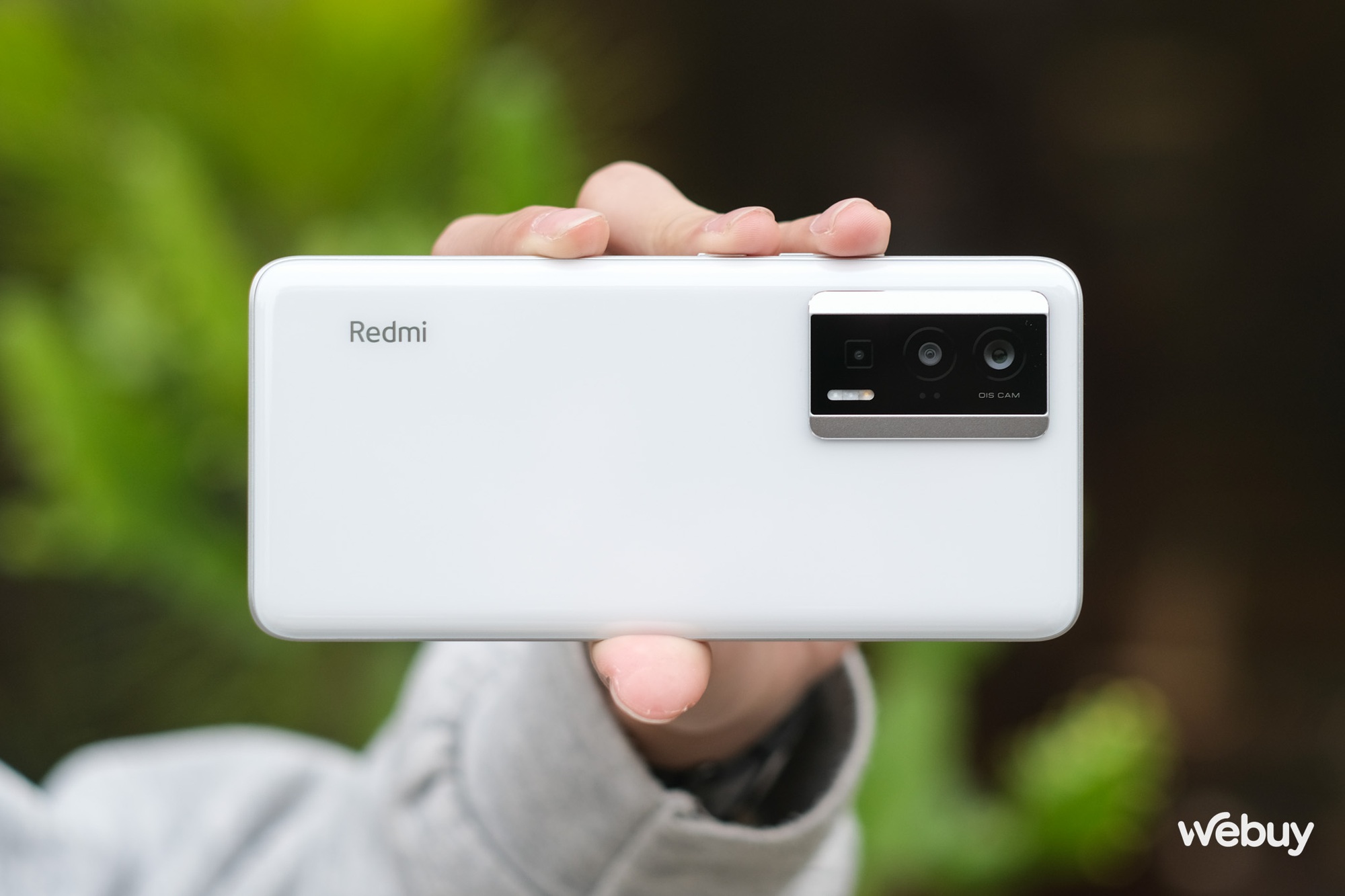 Cũng là Xiaomi nhưng smartphone này cấu hình "khủng" hơn Xiaomi 13 mà giá rẻ hơn - Ảnh 3. Cũng là Xiaomi nhưng smartphone này cấu hình "khủng" hơn Xiaomi 13 mà giá rẻ hơn - Ảnh 3.