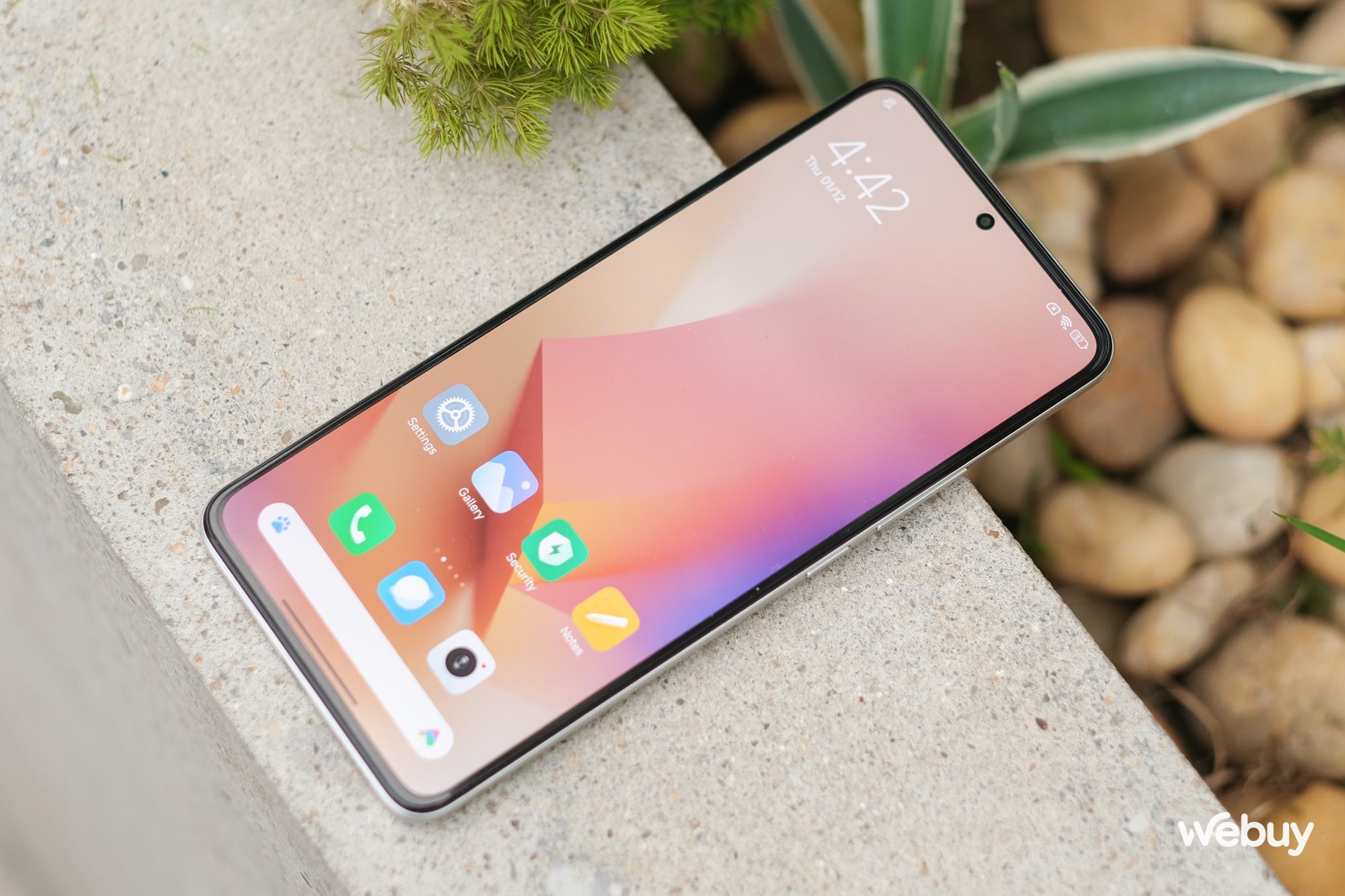 Cũng là Xiaomi nhưng smartphone này cấu hình "khủng" hơn Xiaomi 13 mà giá rẻ hơn - Ảnh 8. Cũng là Xiaomi nhưng smartphone này cấu hình "khủng" hơn Xiaomi 13 mà giá rẻ hơn - Ảnh 8.