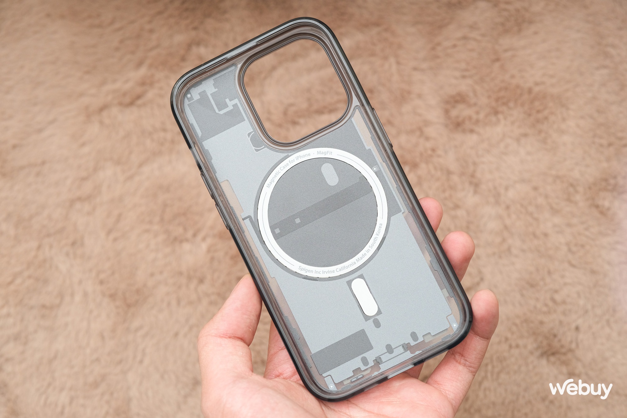 Ốp lưng "xuyên thấu" cao cấp dành cho tín đồ iPhone 14 Pro - Ảnh 10. Ốp lưng "xuyên thấu" cao cấp dành cho tín đồ iPhone 14 Pro - Ảnh 10.