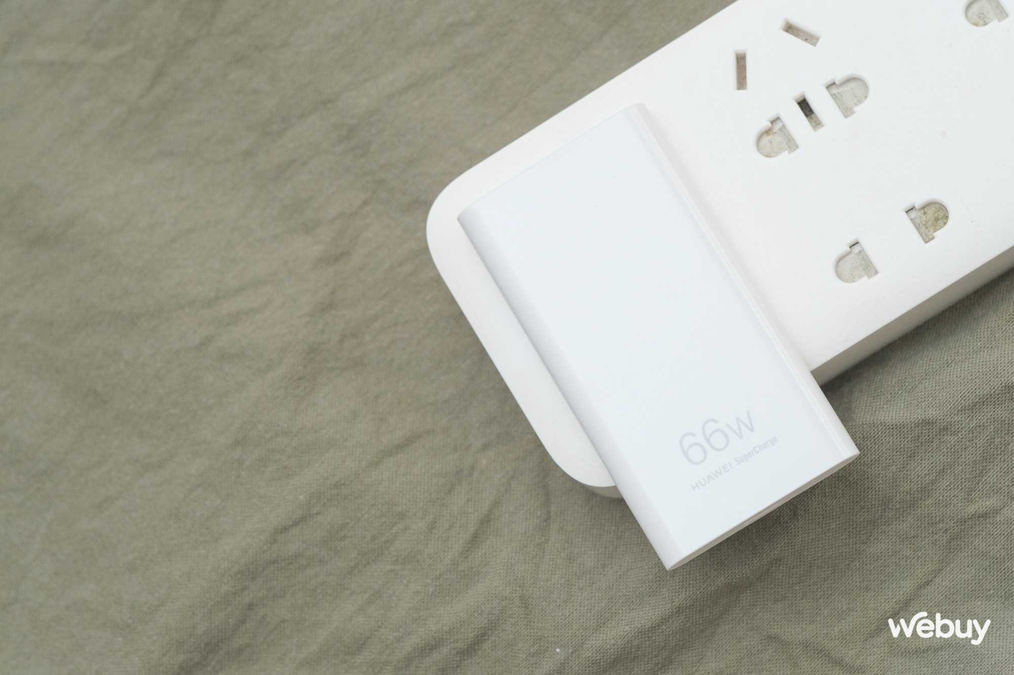 Củ sạc nhanh 66W độc đáo nhất trên thị trường