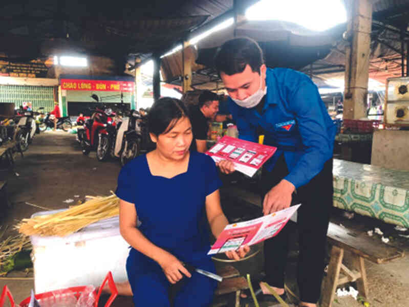 Đưa công nghệ tới mọi nhà