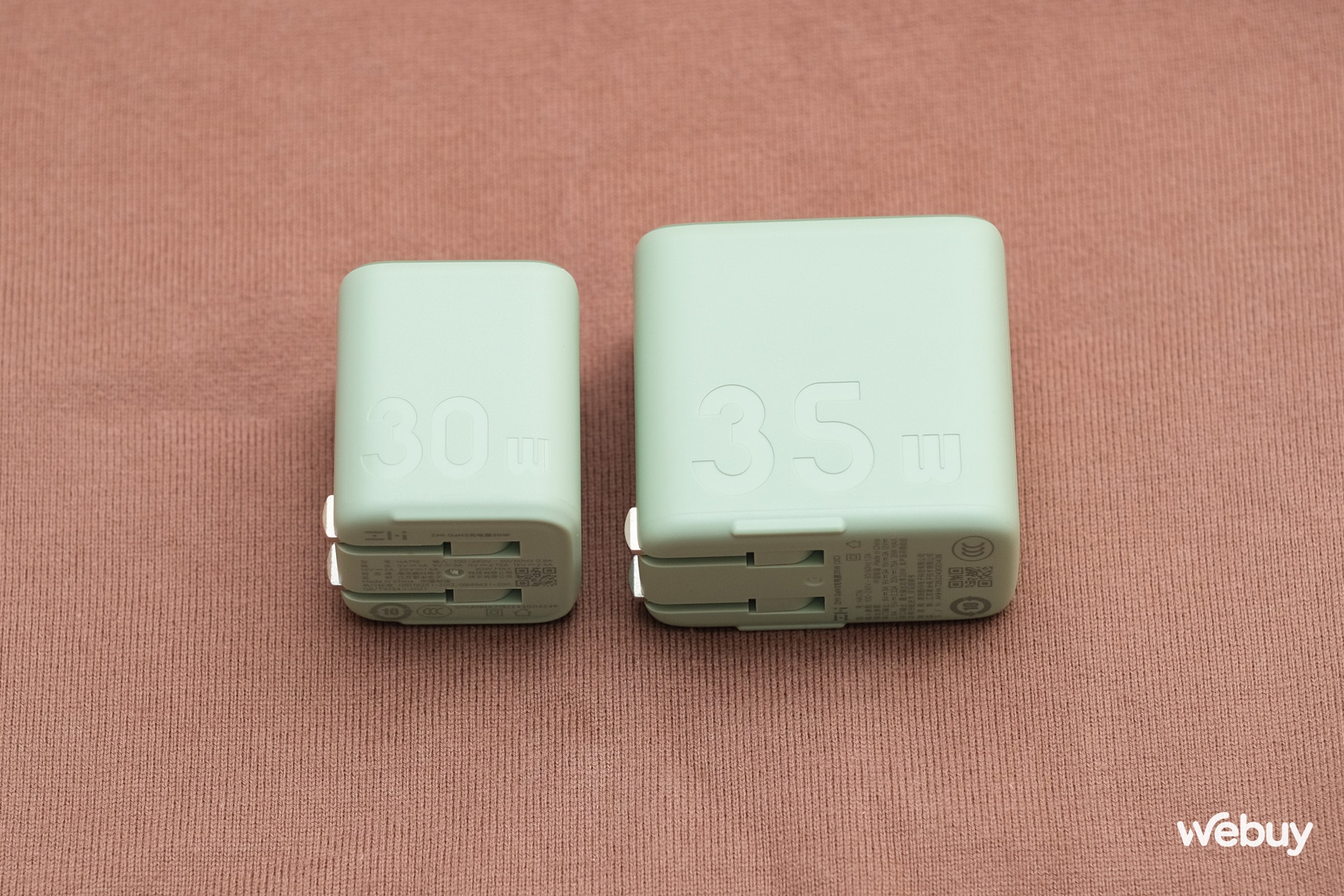 Sạc kép Xiaomi 35W dành cho người dùng iPhone, giá chỉ bằng 1/5 hàng chính chủ