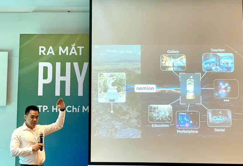 Hai cựu kỹ sư Google lập startup về vật lý số tại Việt Nam