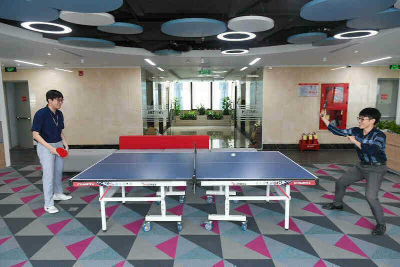 Những góc làm việc cực ‘chill’ ở Viettel Solutions - Ảnh 7.