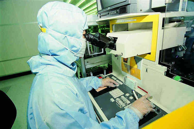 FPT sẽ chuyển từ gia công sang sản xuất sản phẩm công nghệ