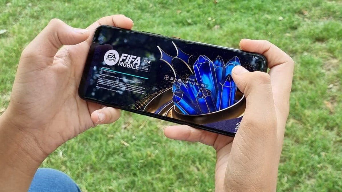 Không cần quá đột phá, ASUS ROG Phone 7 vẫn ghi điểm nhờ trải nghiệm chơi game mobile 'tốt hơn' nhiều smartphone