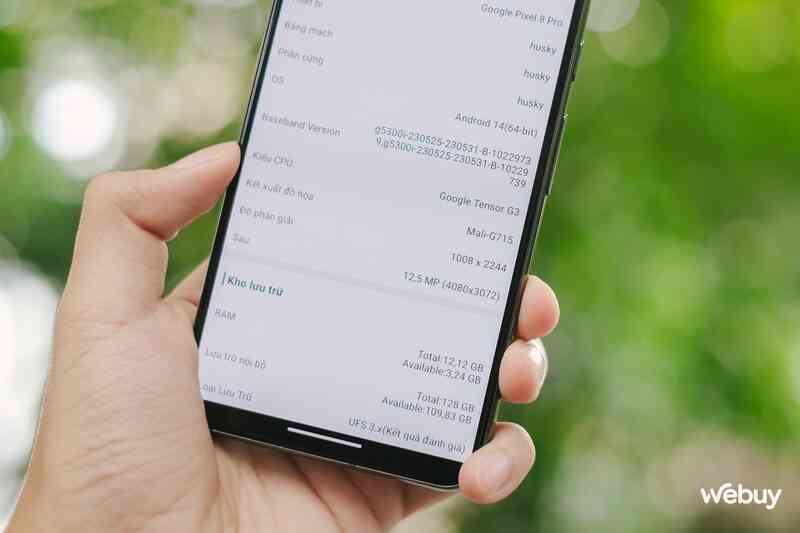 Trên tay Pixel 8 Pro: Cầm thích hơn iPhone 15 Pro Max, giá về Việt Nam gần 30 triệu - Ảnh 11. Trên tay Pixel 8 Pro: Cầm thích hơn iPhone 15 Pro Max, giá về Việt Nam gần 30 triệu - Ảnh 11.
