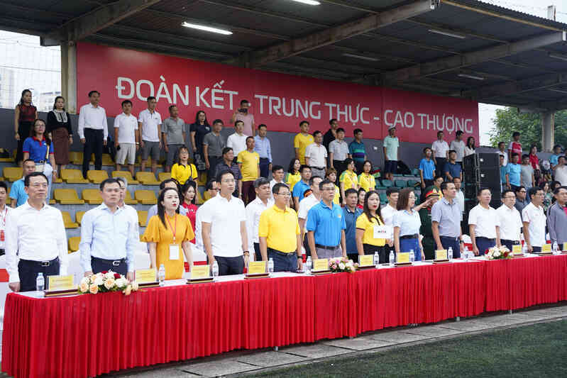 hoi thao.jpg