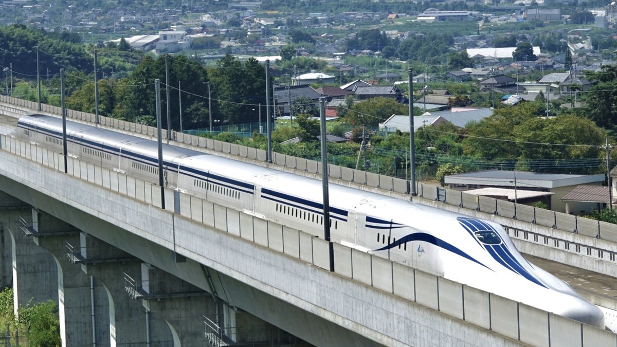 Tàu cao tốc Trung Quốc, Nhật Bản chạy gần 350 km/h: Tương lai đường sắt tốc độ cao của Việt Nam chạy 250km/h? - Ảnh 3. Tàu cao tốc Trung Quốc, Nhật Bản chạy gần 350 km/h: Tương lai đường sắt tốc độ cao của Việt Nam chạy 250km/h? - Ảnh 3.