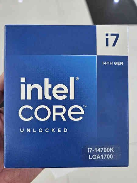 Chip Core i7 thế hệ 14 bất ngờ xuất hiện trên thị trường, trước cả khi Intel mở bán - Ảnh 2. Chip Core i7 thế hệ 14 bất ngờ xuất hiện trên thị trường, trước cả khi Intel mở bán - Ảnh 2.