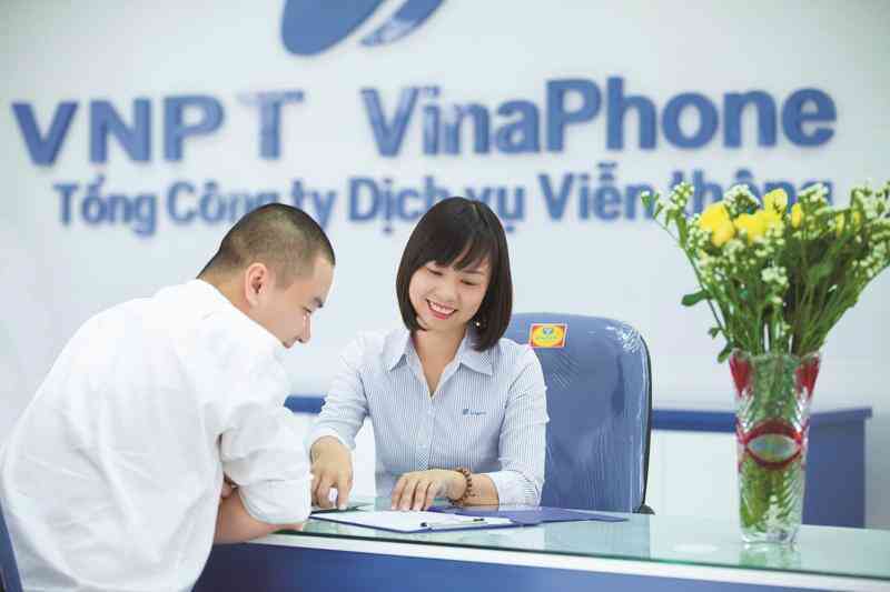 Thương hiệu 28 năm tuổi trong làng viễn thông: Từ đưa Internet phổ cập Việt Nam tới phóng vệ tinh lên không gian