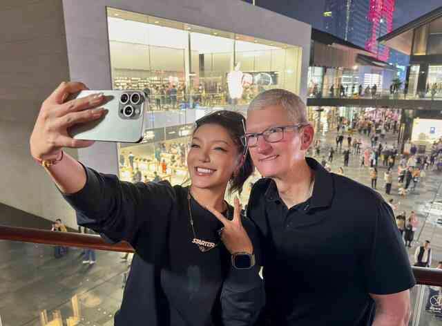 Doanh số iPhone 15 chớm lao dốc, CEO Apple lập tức sang Trung Quốc xem tình hình
