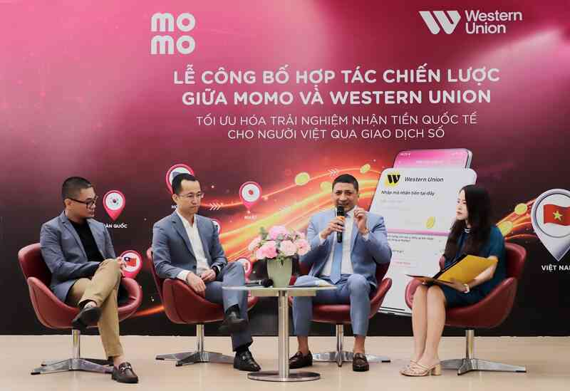 Ví điện tử MoMo: Siêu ứng dụng áp đảo mọi đối thủ, sáng tạo đổi mới trải nghiệm cho người tiêu dùng Việt - Ảnh 4. Ví điện tử MoMo: Siêu ứng dụng áp đảo mọi đối thủ, sáng tạo đổi mới trải nghiệm cho người tiêu dùng Việt - Ảnh 4.