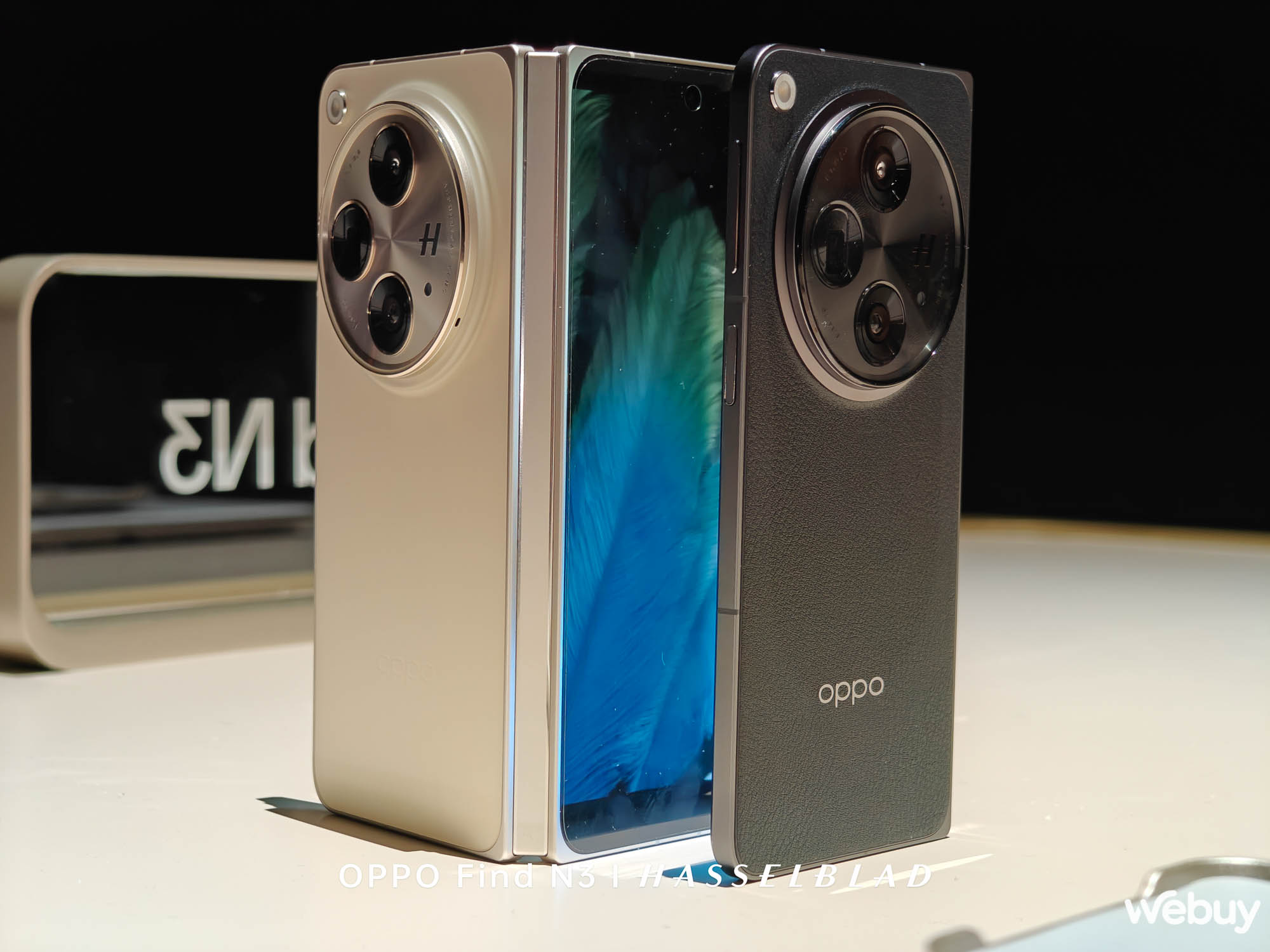 Trên tay OPPO Find N3, chụp bởi OPPO Find N3: Cuối cùng, Samsung đã có đối thủ xứng tầm - Ảnh 18. Trên tay OPPO Find N3, chụp bởi OPPO Find N3: Cuối cùng, Samsung đã có đối thủ xứng tầm - Ảnh 18.