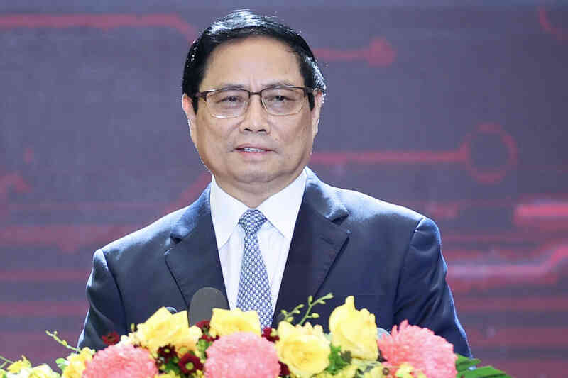 Tạo nền móng vững chắc đưa người dân, doanh nghiệp lên không gian số