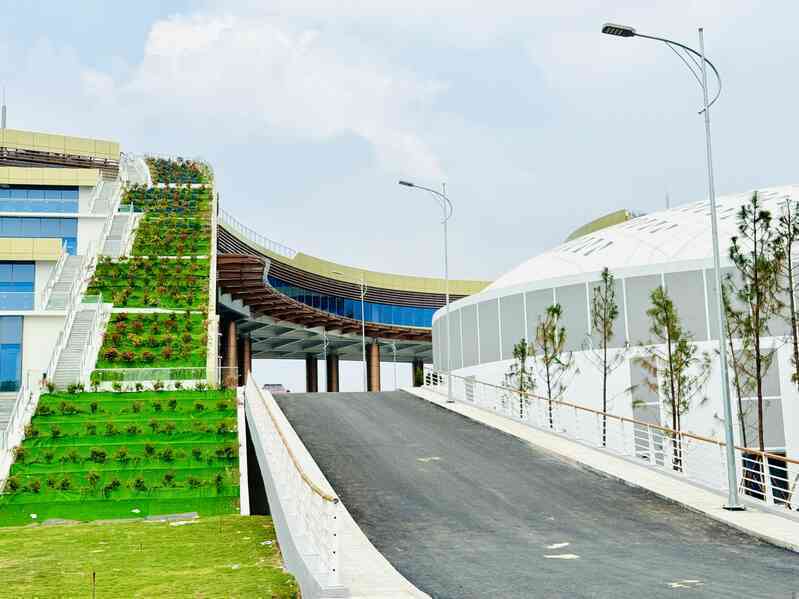 'Đột nhập' đại bản doanh của 'đại bàng' công nghệ đầu tiên ở Việt Nam - Ảnh 13. 'Đột nhập' đại bản doanh của 'đại bàng' công nghệ đầu tiên ở Việt Nam - Ảnh 13.