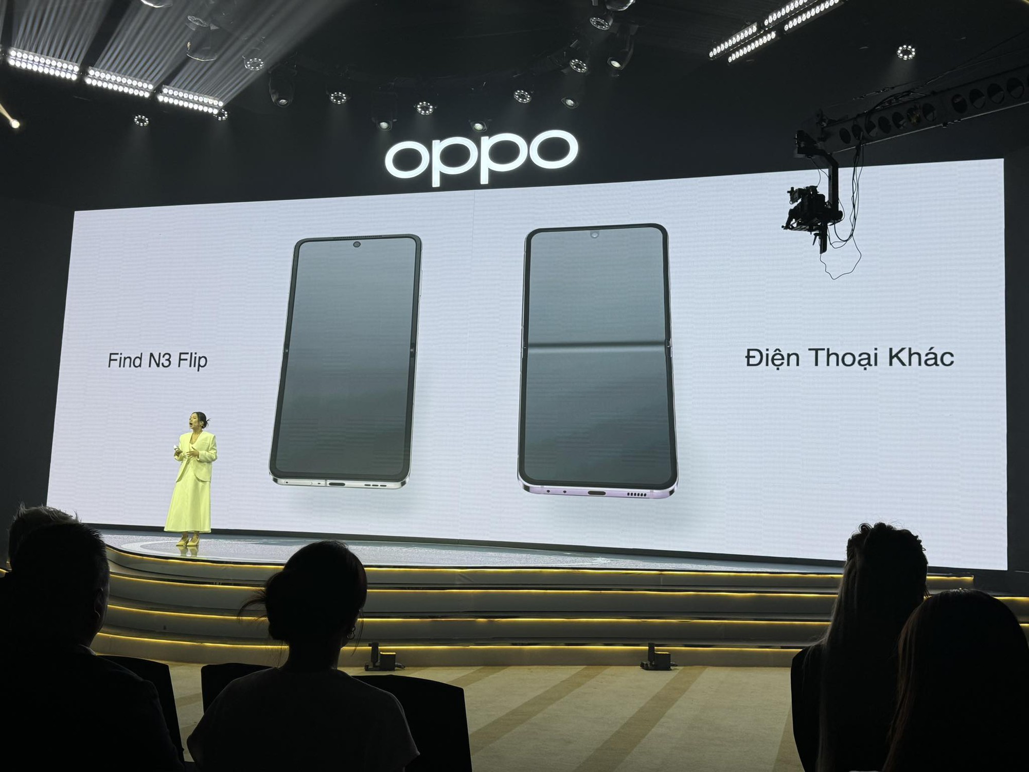 OPPO Find N3 và N3 Flip ra mắt: Màn hình “tỷ lệ vàng”, nếp nhăn gần như biến mất, camera chất lượng cao, giá từ 22.99 triệu - Ảnh 13. OPPO Find N3 và N3 Flip ra mắt: Màn hình “tỷ lệ vàng”, nếp nhăn gần như biến mất, camera chất lượng cao, giá từ 22.99 triệu - Ảnh 13.