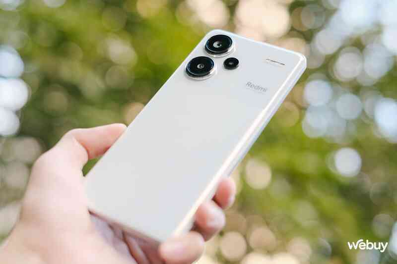 Smartphone Xiaomi này giá dưới 7 triệu nhưng có màn hình cong, camera 200MP như Galaxy S23 Ultra, sạc 120W - Ảnh 3. Smartphone Xiaomi này giá dưới 7 triệu nhưng có màn hình cong, camera 200MP như Galaxy S23 Ultra, sạc 120W - Ảnh 3.
