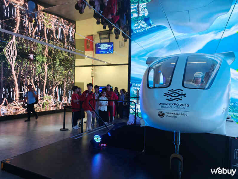 Không khí sôi động tại Triển lãm quốc tế đổi mới sáng tạo Việt Nam (VIIE 2023) - Ảnh 3. Không khí sôi động tại Triển lãm quốc tế đổi mới sáng tạo Việt Nam (VIIE 2023) - Ảnh 3.